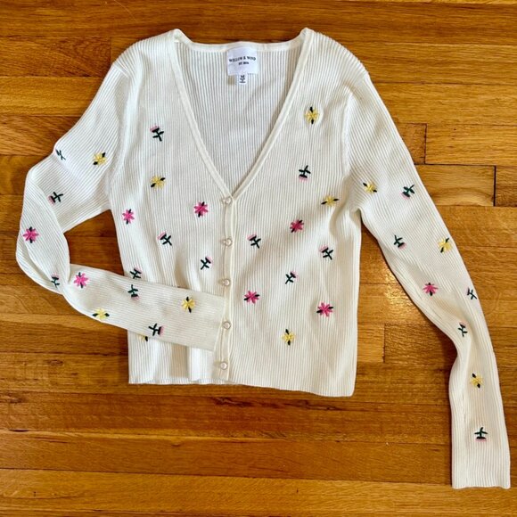 Willow & Wind Sweaters - Willow & Wind Floral Knit Cardigan